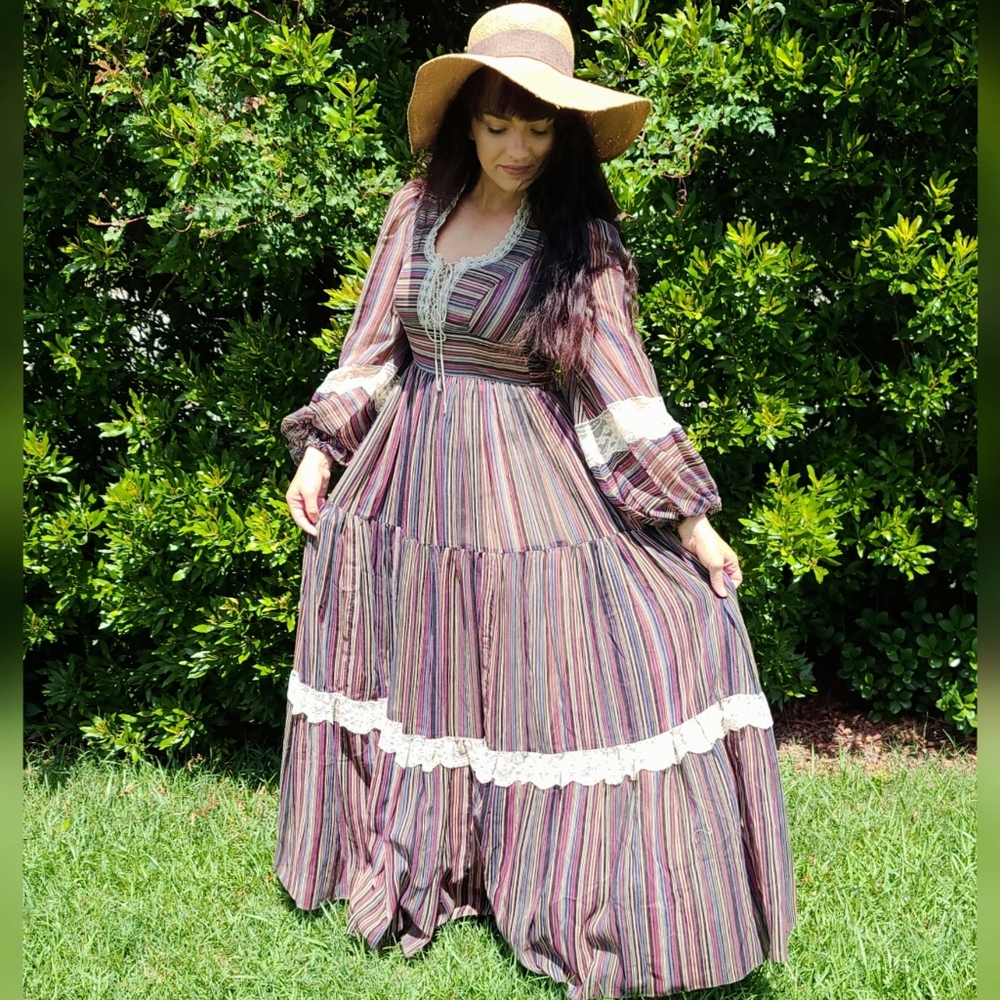 SOLD - Vintage Gunne Sax Striped Dress Sz 7 or 9